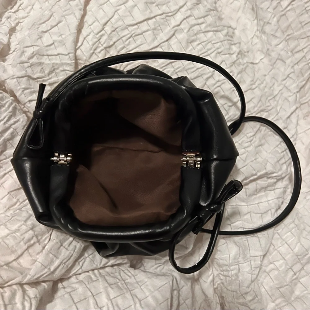 Mini Pouch - Picture 2 of 3